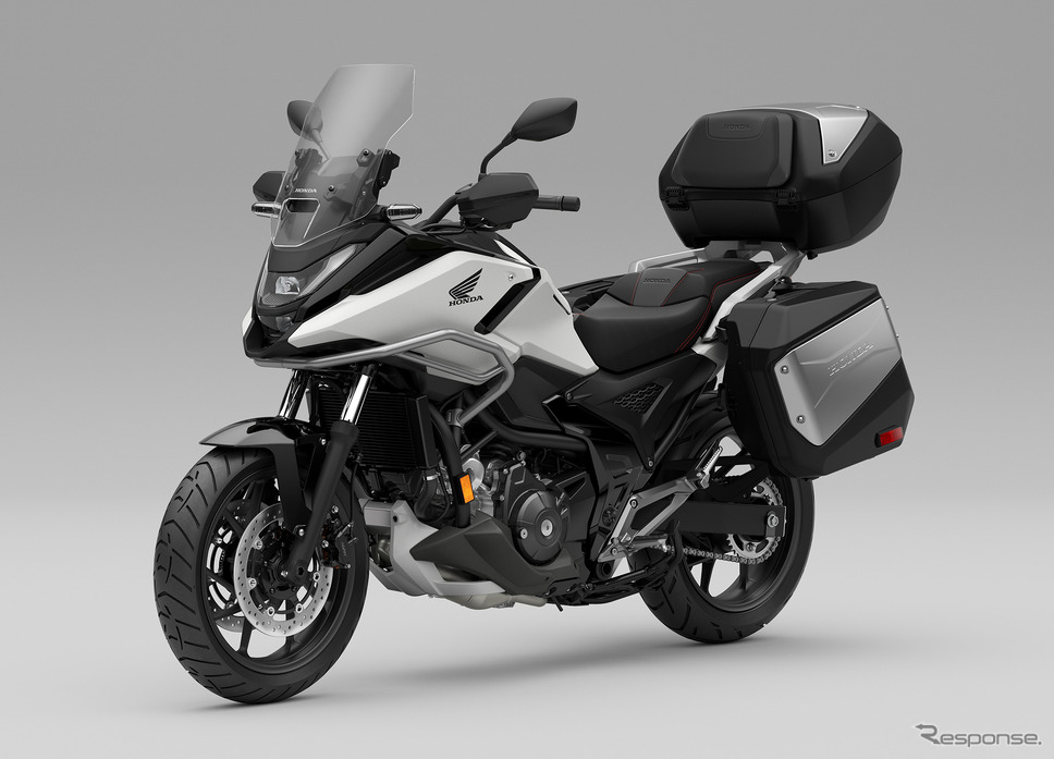 ホンダ『NC750X DCT』の2025年モデル(米国仕様)《photo by Honda》