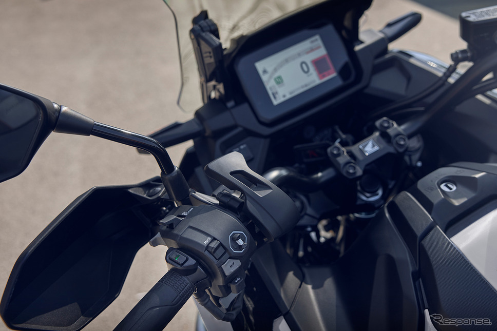 ホンダ『NC750X DCT』の2025年モデル(米国仕様)《photo by Honda》