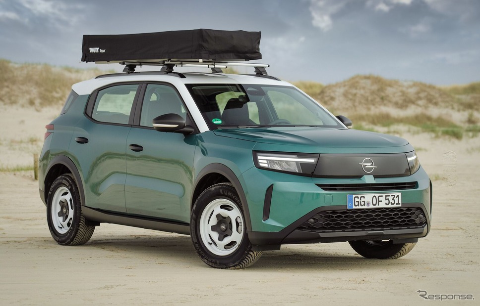 オペルの小型SUV『フロンテラ』の純正ルーフテント装着車《photo by Opel》