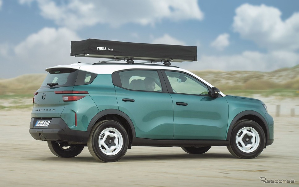 オペルの小型SUV『フロンテラ』の純正ルーフテント装着車《photo by Opel》