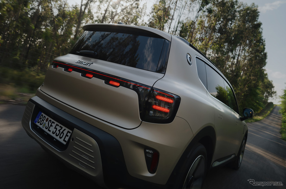 スマートの新型電動SUV『#5』《photo by Smart》