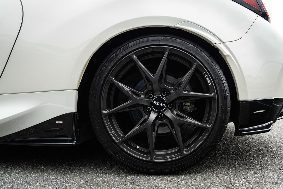 TOYOTA 86 × レイズ ベルサス VV21S《写真撮影 望月勇輝》