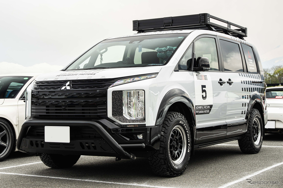 MITSUBISHI デリカD:5 × レイズ A-LAP 07X《写真撮影 望月勇輝》