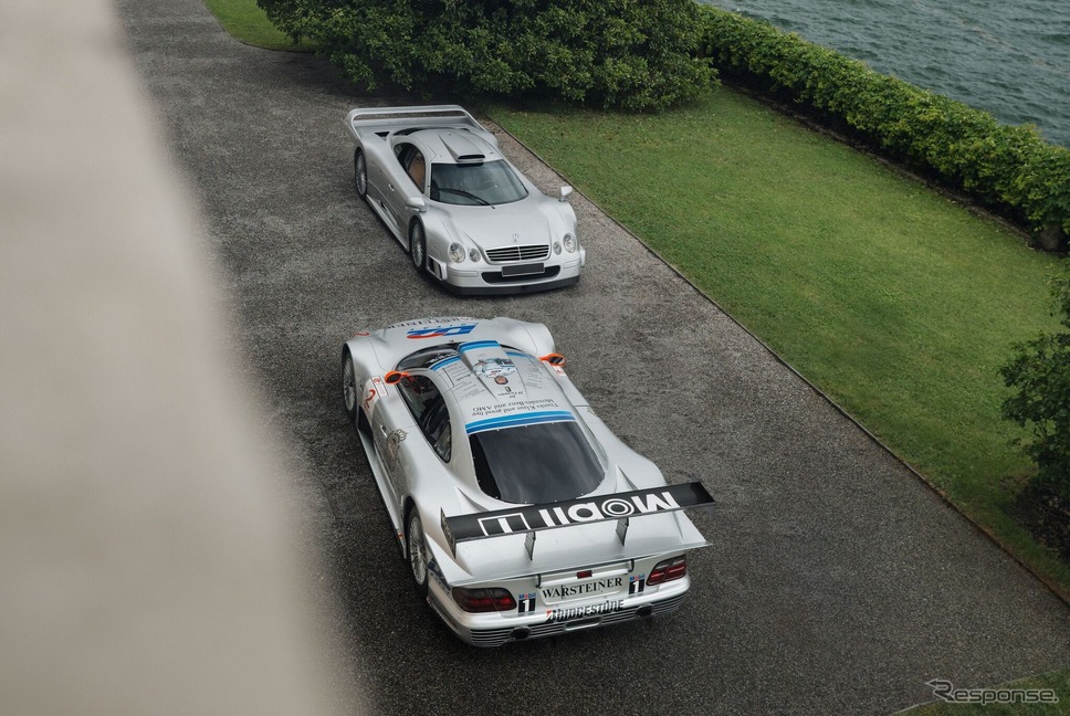 メルセデスベンツ『CLK GTR』(手前)と『CLK GTRクーペ』《photo by mercedes-benz》