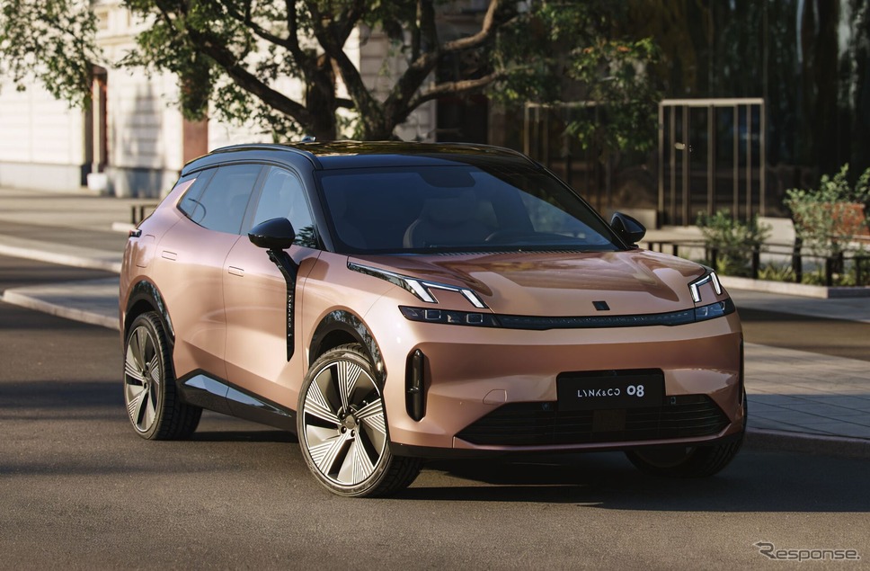 「Lynk &Co(リンク&コー)」の欧州市場向けの新型プラグインハイブリッド車(PHEV)『08』《photo by Lynk & Co》