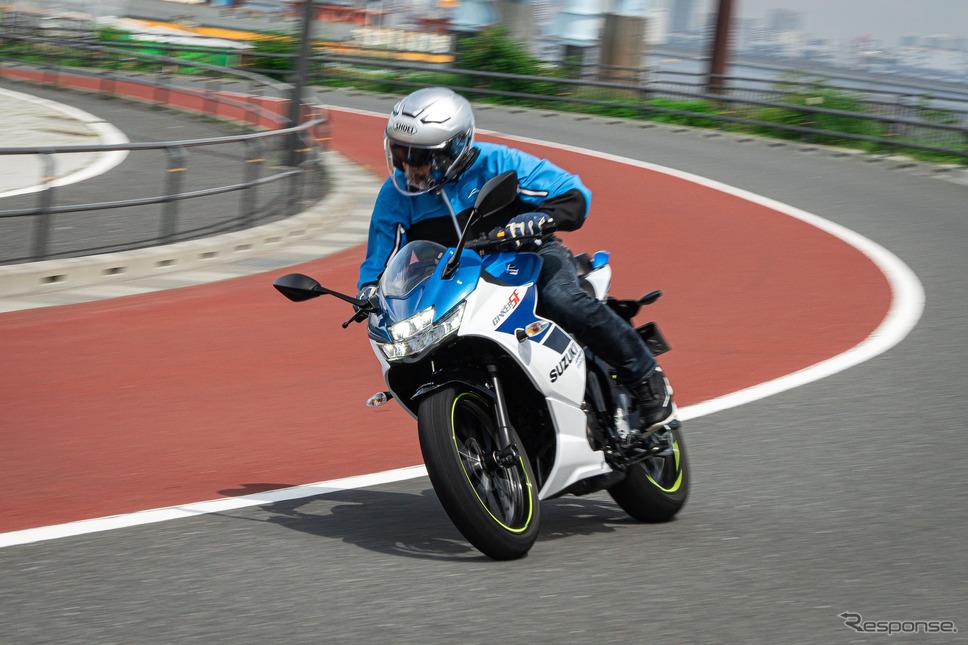 スズキ ジクサーSF250《写真撮影 望月勇輝》