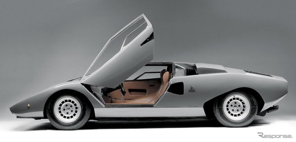 ランボルギーニ・クンタッチ(カウンタック)《photo by Lamborghini》