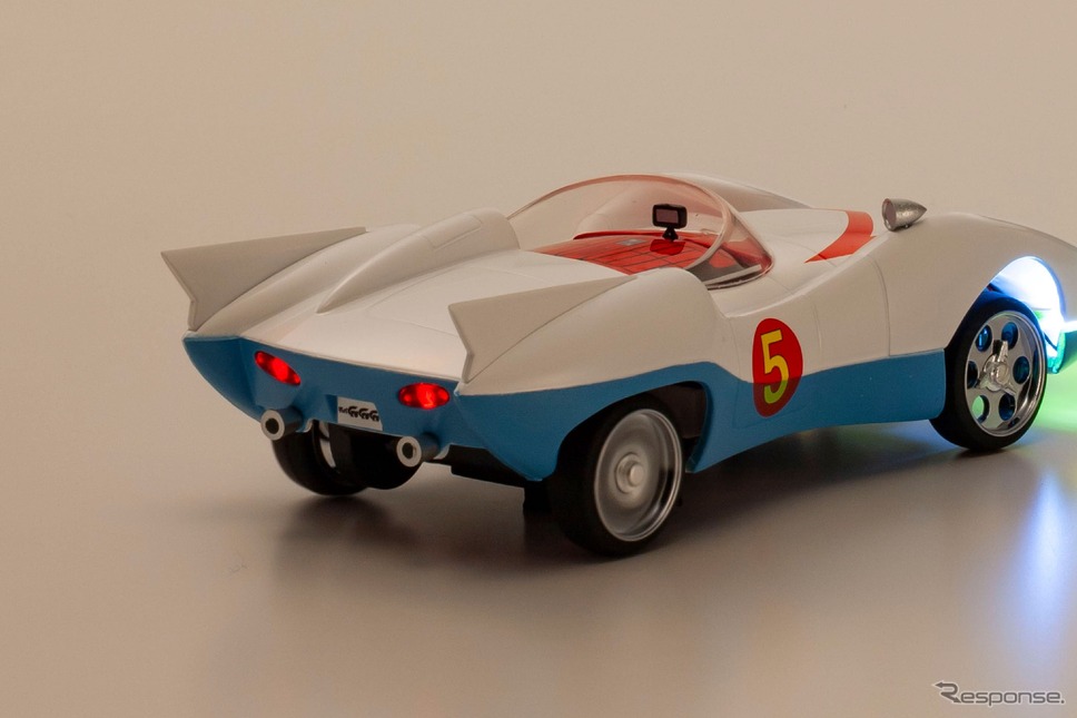 「京商エッグ」の手のひらサイズのトイラジ「FIRST MINI-Z マッハGoGoGo」《写真提供 京商》