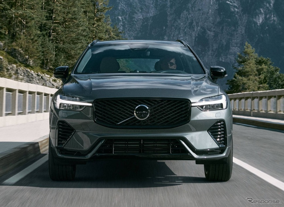 ボルボ『XC60』改良新型《photo by VolvoCars》