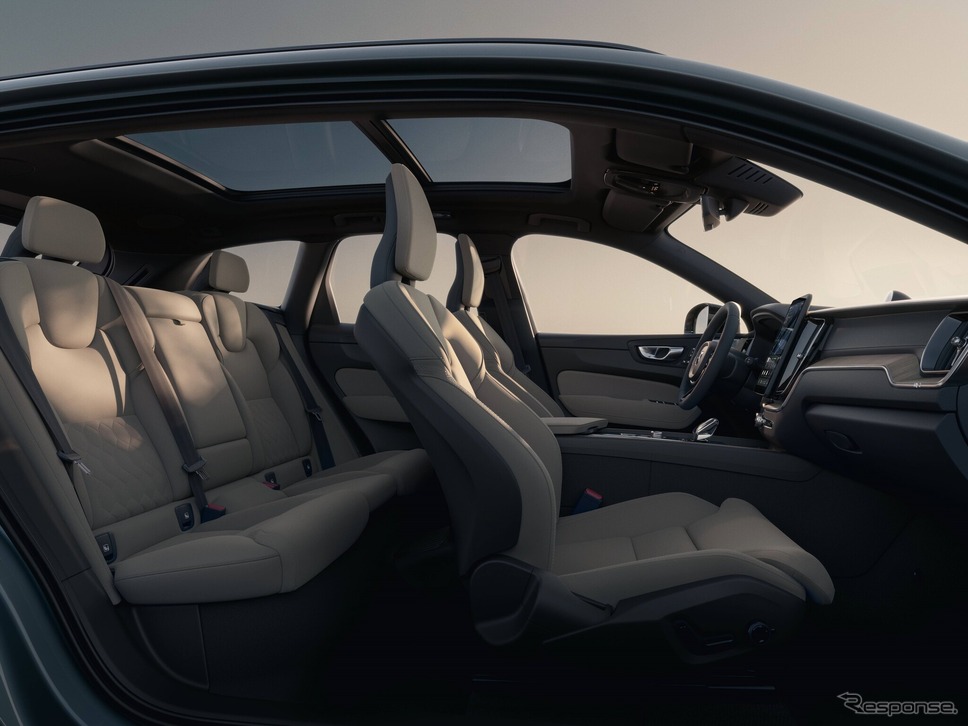 ボルボ『XC60』改良新型《photo by VolvoCars》