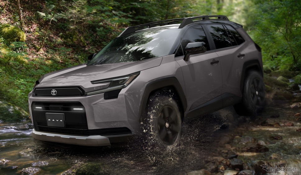 トヨタ RAV4 ADVENTURE《写真提供 トヨタ自動車》