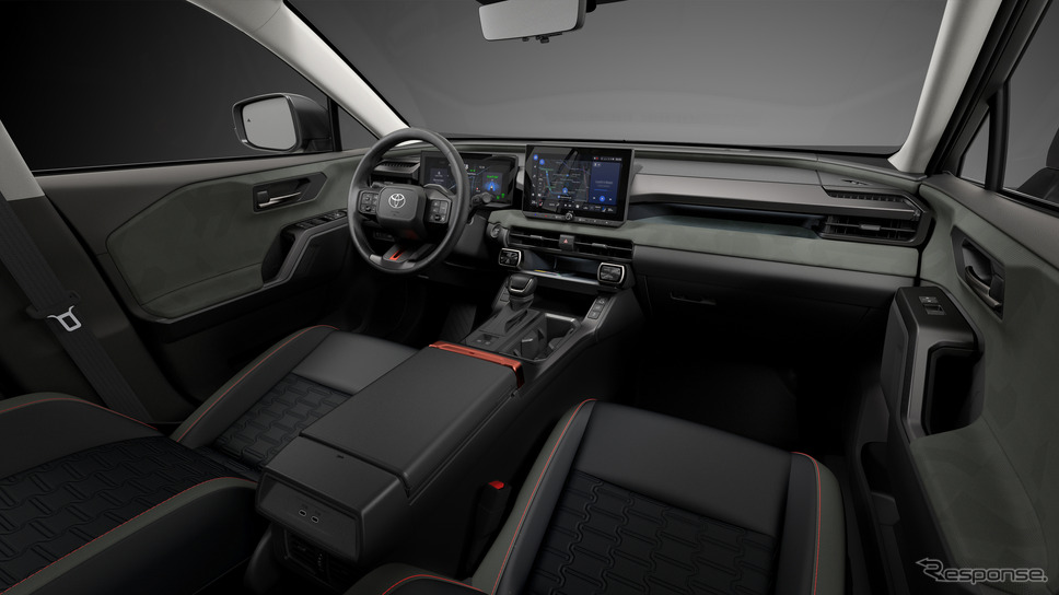 トヨタ RAV4 ADVENTURE《写真提供 トヨタ自動車》