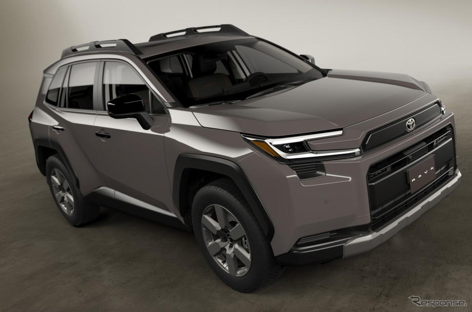 トヨタ RAV4 ADVENTURE《写真提供 トヨタ自動車》