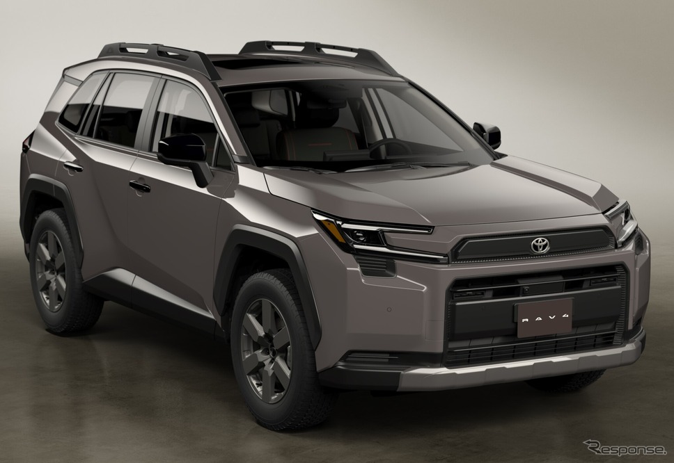 トヨタ RAV4 ADVENTURE《写真提供 トヨタ自動車》