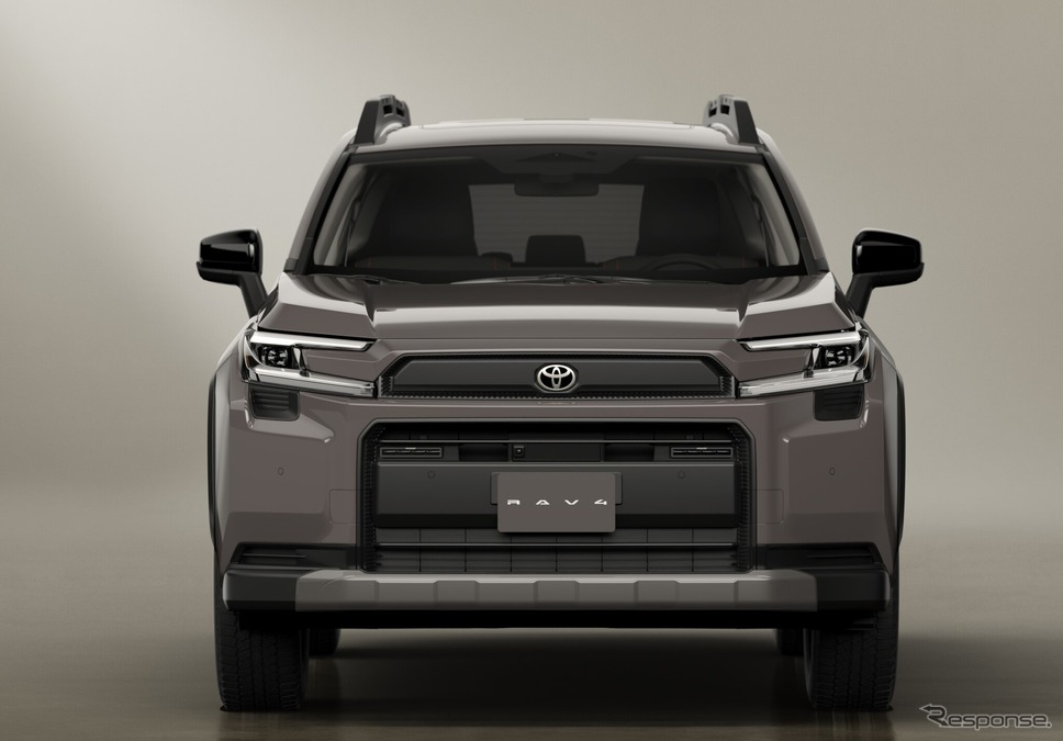トヨタ RAV4 ADVENTURE《写真提供 トヨタ自動車》
