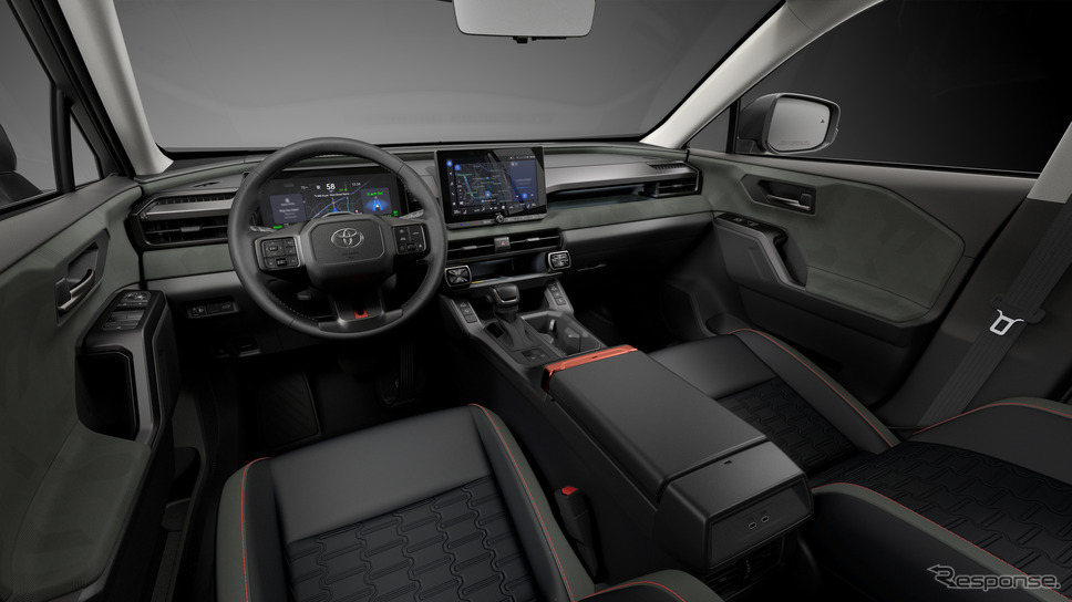 トヨタ RAV4 ADVENTURE《写真提供 トヨタ自動車》