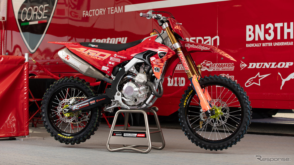 ドゥカティ初のモトクロス専用車「Desmo450 MX」《photo by Ducati》