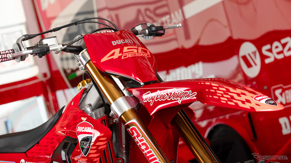 ドゥカティ初のモトクロス専用車「Desmo450 MX」《photo by Ducati》