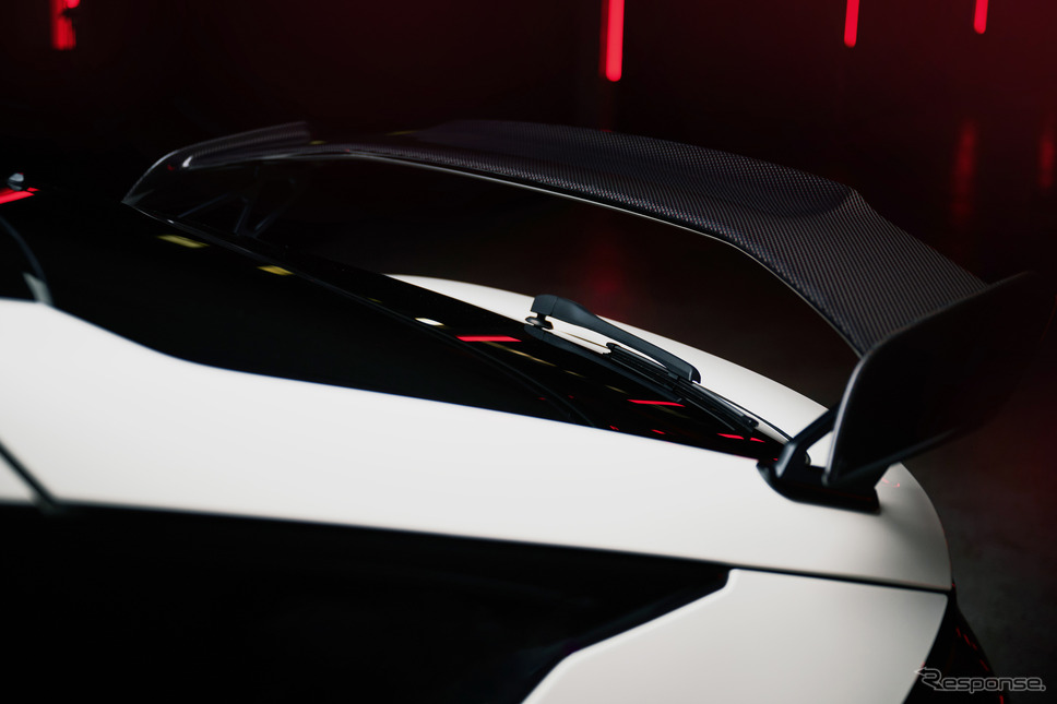 ホンダ『シビック タイプR』の最終モデル「アルティメット エディション」(欧州仕様)《photo by Honda》