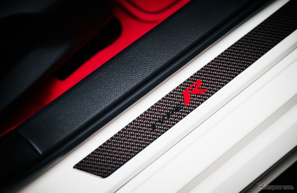 ホンダ『シビック タイプR』の最終モデル「アルティメット エディション」(欧州仕様)《photo by Honda》