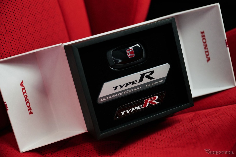 ホンダ『シビック タイプR』の最終モデル「アルティメット エディション」(欧州仕様)《photo by Honda》