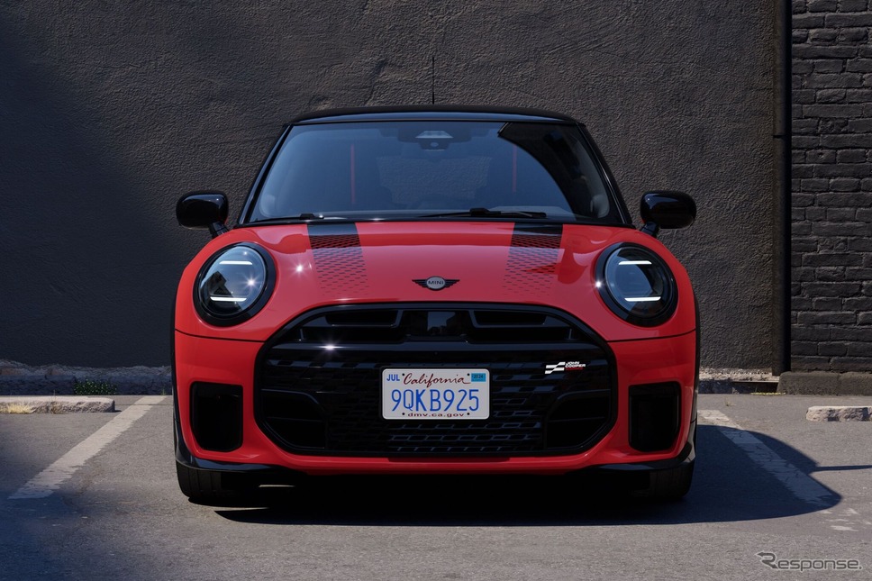 MINI『クーパー』の2026年モデル(米国仕様)《photo by MINI》