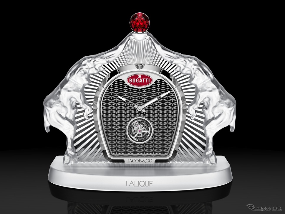 3466万円の置き時計「ブガッティ・カランドル」《photo by Bugatti》