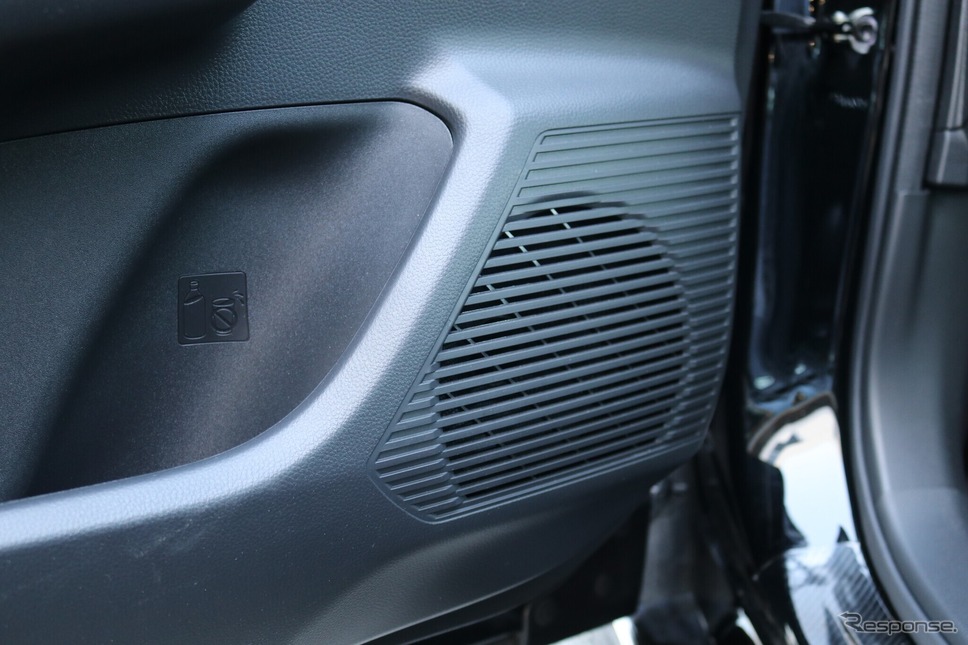 プリウス新車購入と同時に決意！ 初めてのプロショップで音をグレードアップする［car audio newcomer］by レジェーラ　前編