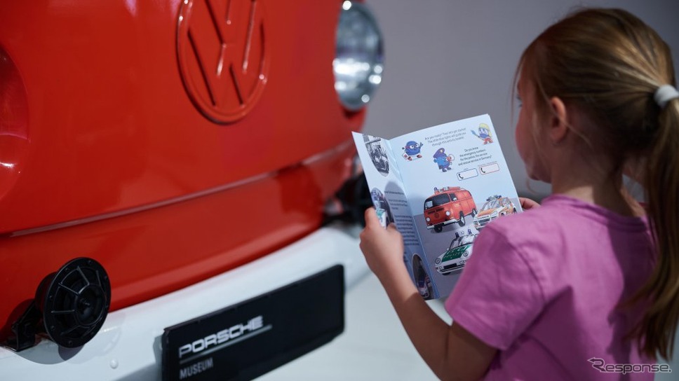 ポルシェ博物館の緊急車両をテーマにした無料の子供向け夏季プログラム「Porsche 4Kids」《photo by Porsche》