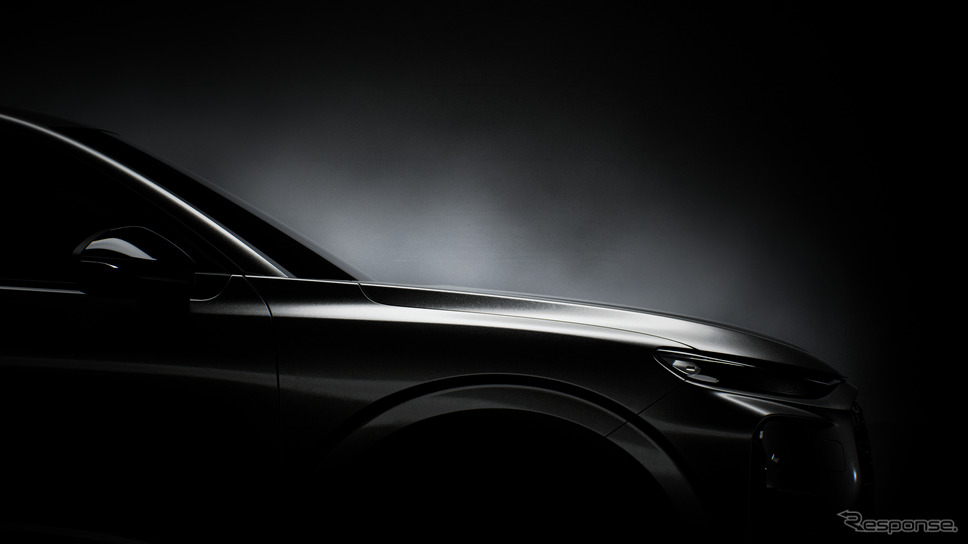 アウディ『Q3』新型のティザー《photo by Audi》