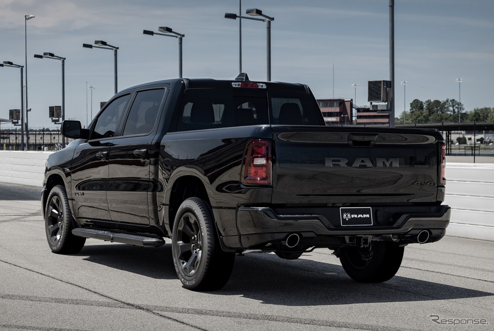 5.7リットルV8「HEMI」エンジンを搭載するラム1500 ブラックエクスプレス《photo by RAM》
