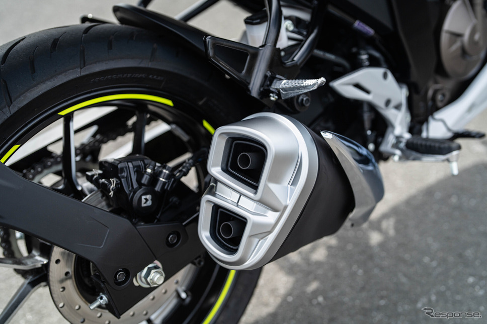 スズキ ジクサーSF250《写真撮影 望月勇輝》