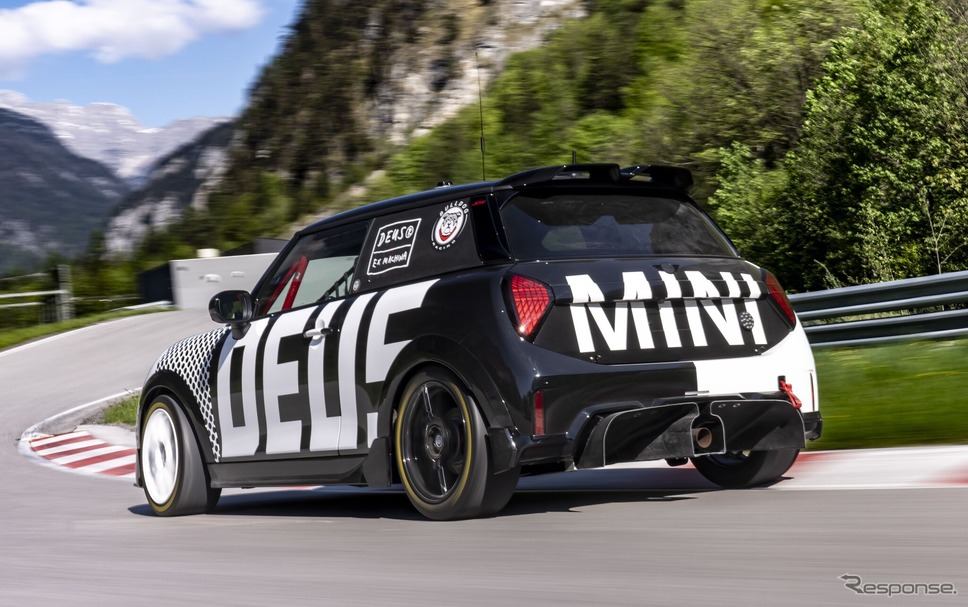 MINI ジョン・クーパー・ワークス・プロ《photo by MINI》