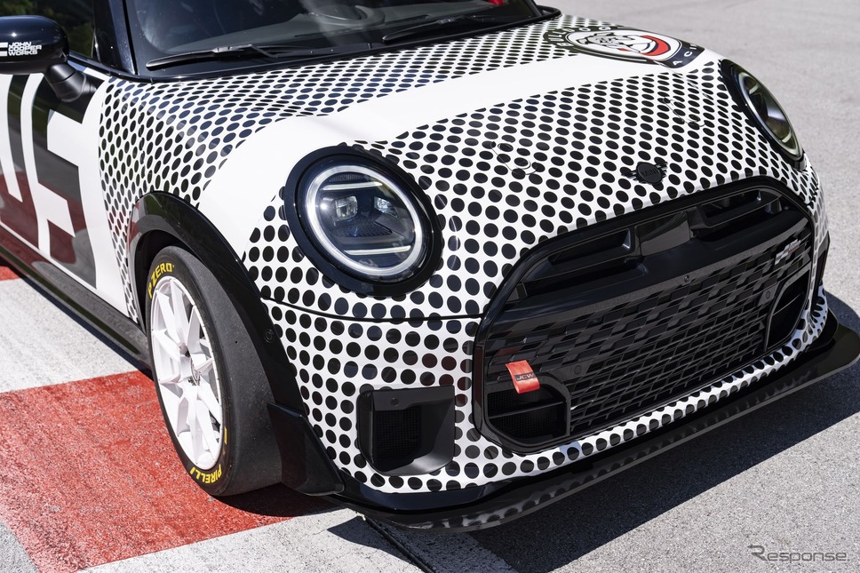 MINI ジョン・クーパー・ワークス・プロ《photo by MINI》