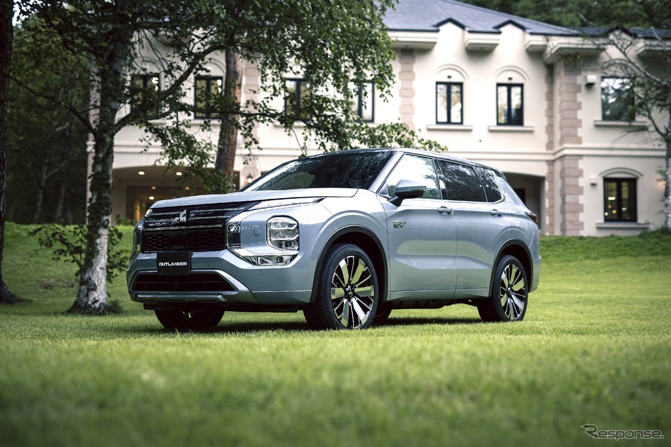 三菱『アウトランダーPHEV』改良新型《写真提供 三菱自動車》
