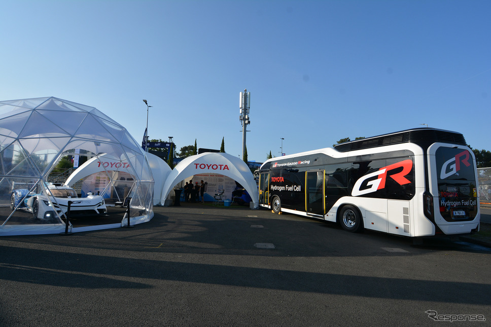 ルマン24時間レース「H2ビレッジ」でのトヨタの展示《写真撮影 中野英幸》