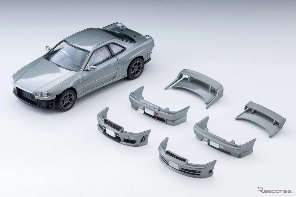 「トミカリミテッド ヴィンテージ」シリーズの「日産 スカイライン 2ドアスポーツクーペ 25GT TURBO」《写真提供 トミーテック》