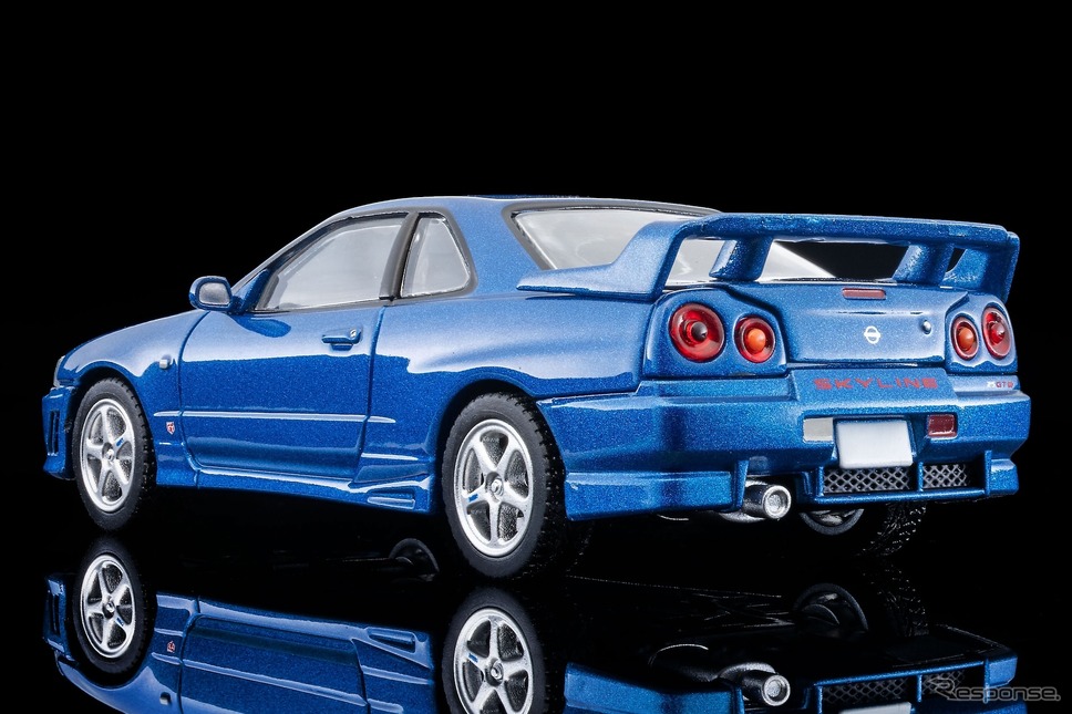 「トミカリミテッド ヴィンテージ」シリーズの「日産 スカイライン 2ドアスポーツクーペ 25GT TURBO」《写真提供 トミーテック》