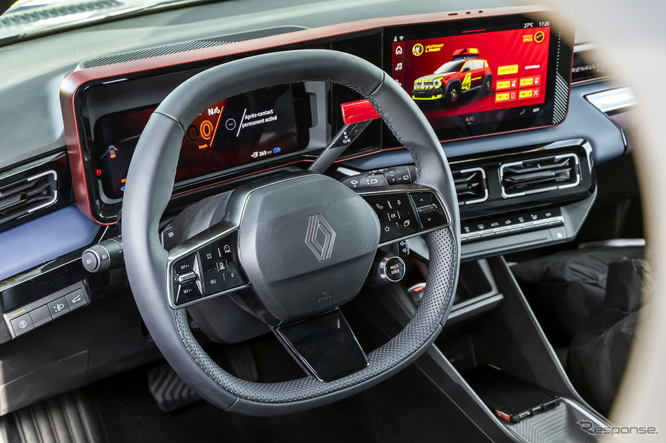ルノー『4 E-Techエレクトリック』をベースにした救急車両「vision4rescue」《photo by Renault》