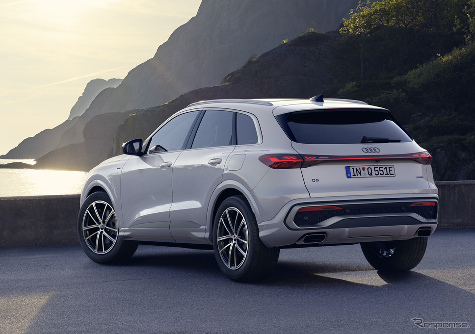 アウディ『Q5 SUV e-hybrid クワトロ』《photo by Audi》