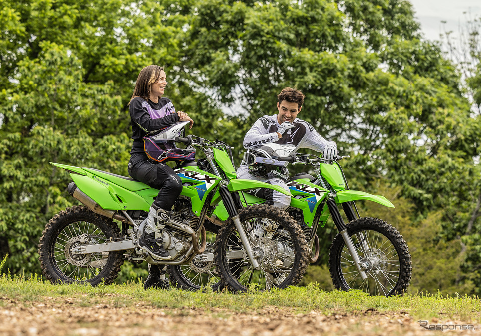カワサキ KLX230R S 2026年モデル《写真提供 カワサキモータース》