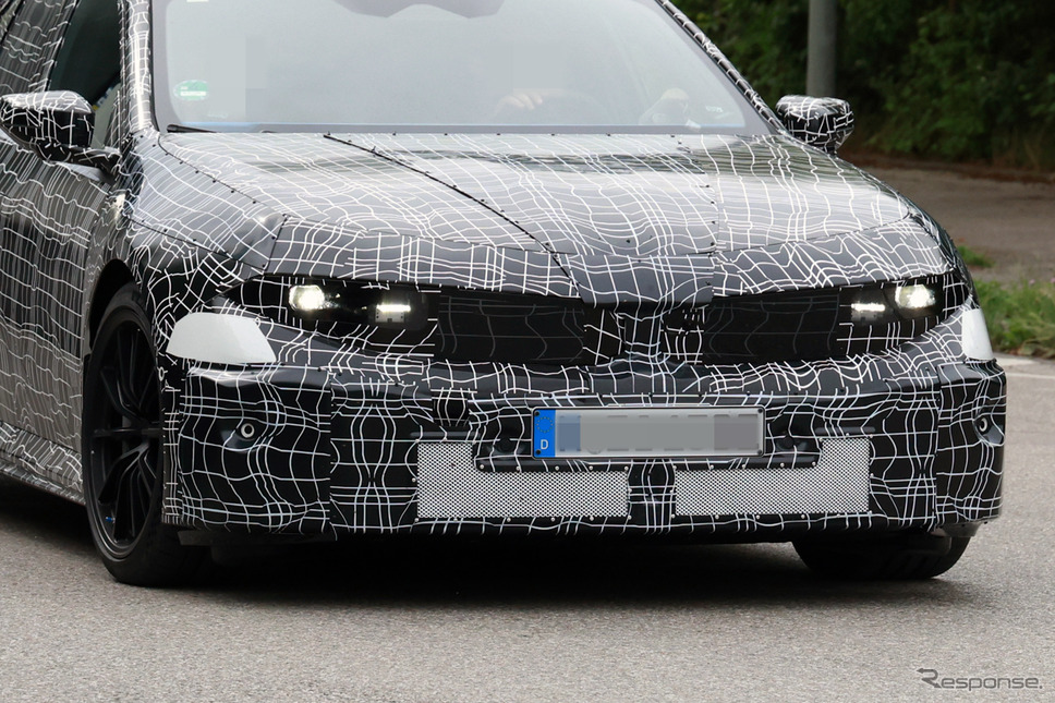 BMW M3 EV 市販型のプロトタイプ《APOLLO NEWS SERVICE》