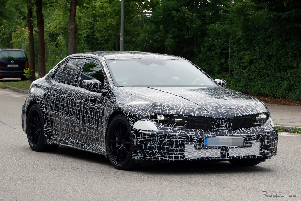 BMW M3 EV 市販型のプロトタイプ《APOLLO NEWS SERVICE》