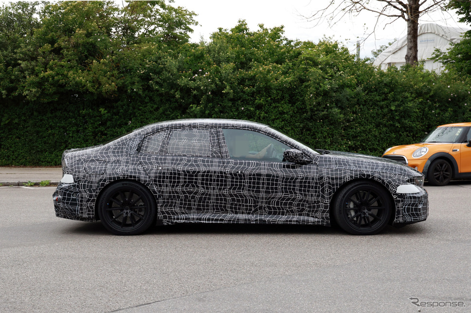 BMW M3 EV 市販型のプロトタイプ《APOLLO NEWS SERVICE》