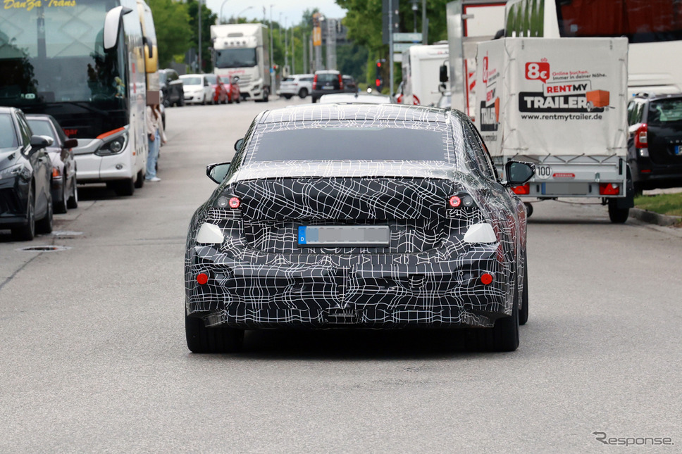 BMW M3 EV 市販型のプロトタイプ《APOLLO NEWS SERVICE》