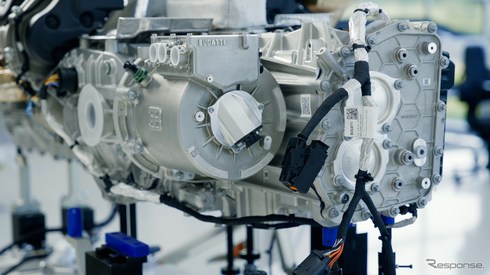 ブガッティ『トゥールビヨン』にリマック製800Vハイブリッド搭載《photo by Rimac》