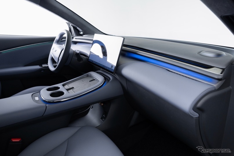 XPENGの新型電動SUV『G7』《photo by XPENG》