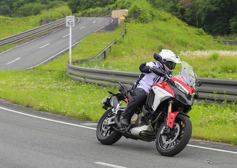 アステモの先進二輪技術が搭載されたドゥカティの『ムルティストラーダV4S』《写真撮影 柴田直行》