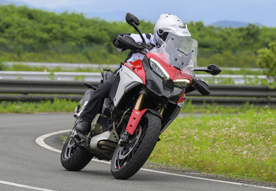 アステモの先進二輪技術が搭載されたドゥカティの『ムルティストラーダV4S』《写真撮影 柴田直行》