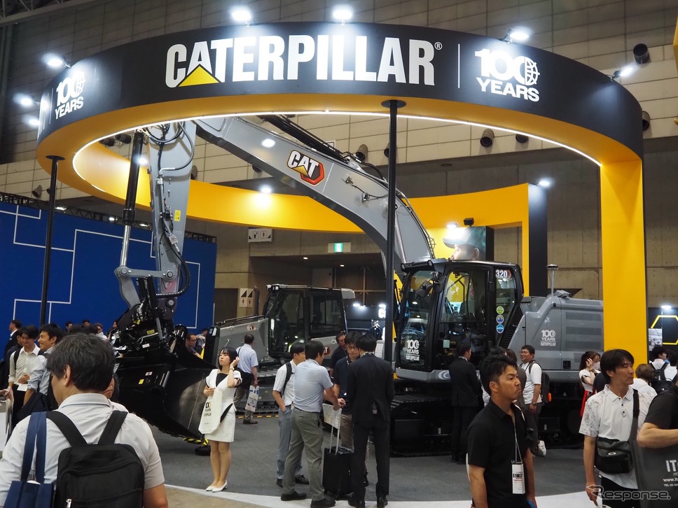 キャタピラー100周年のグレー塗装!(CSPI-EXPO 2025)《写真撮影 高木啓》